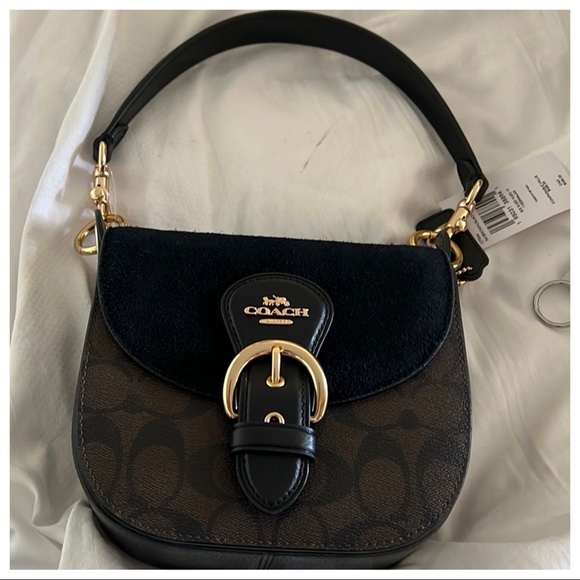 ✨POSH LIVE GIVEAWAY✨Coach Signature coated bag - Picture 5 of 5